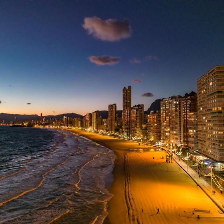 Beautiful Parque Loix 4 Bedroom Apartment Shared Pool, Tennis Court Benidorm Exteriör bild