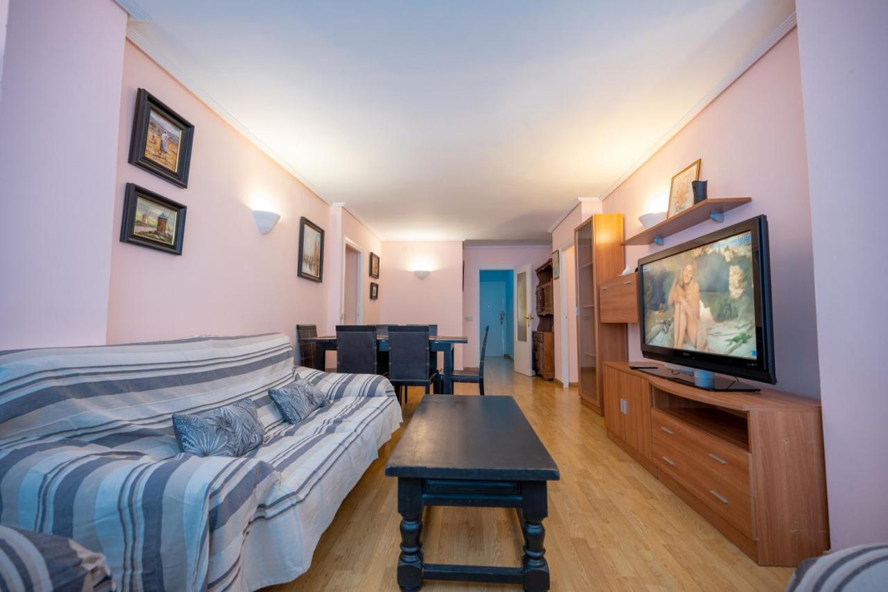 Beautiful Parque Loix 4 Bedroom Apartment Shared Pool, Tennis Court Benidorm Exteriör bild