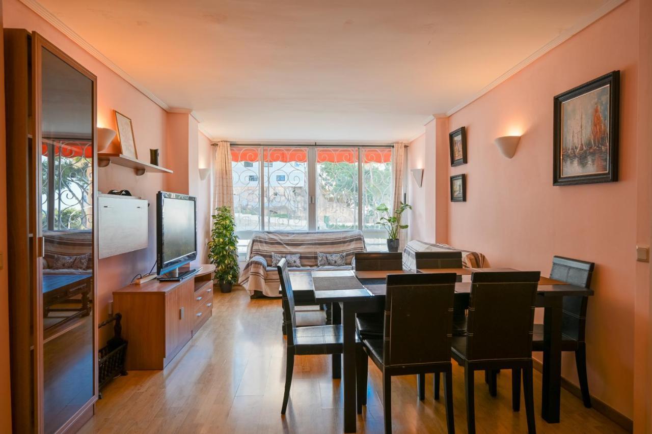Beautiful Parque Loix 4 Bedroom Apartment Shared Pool, Tennis Court Benidorm Exteriör bild